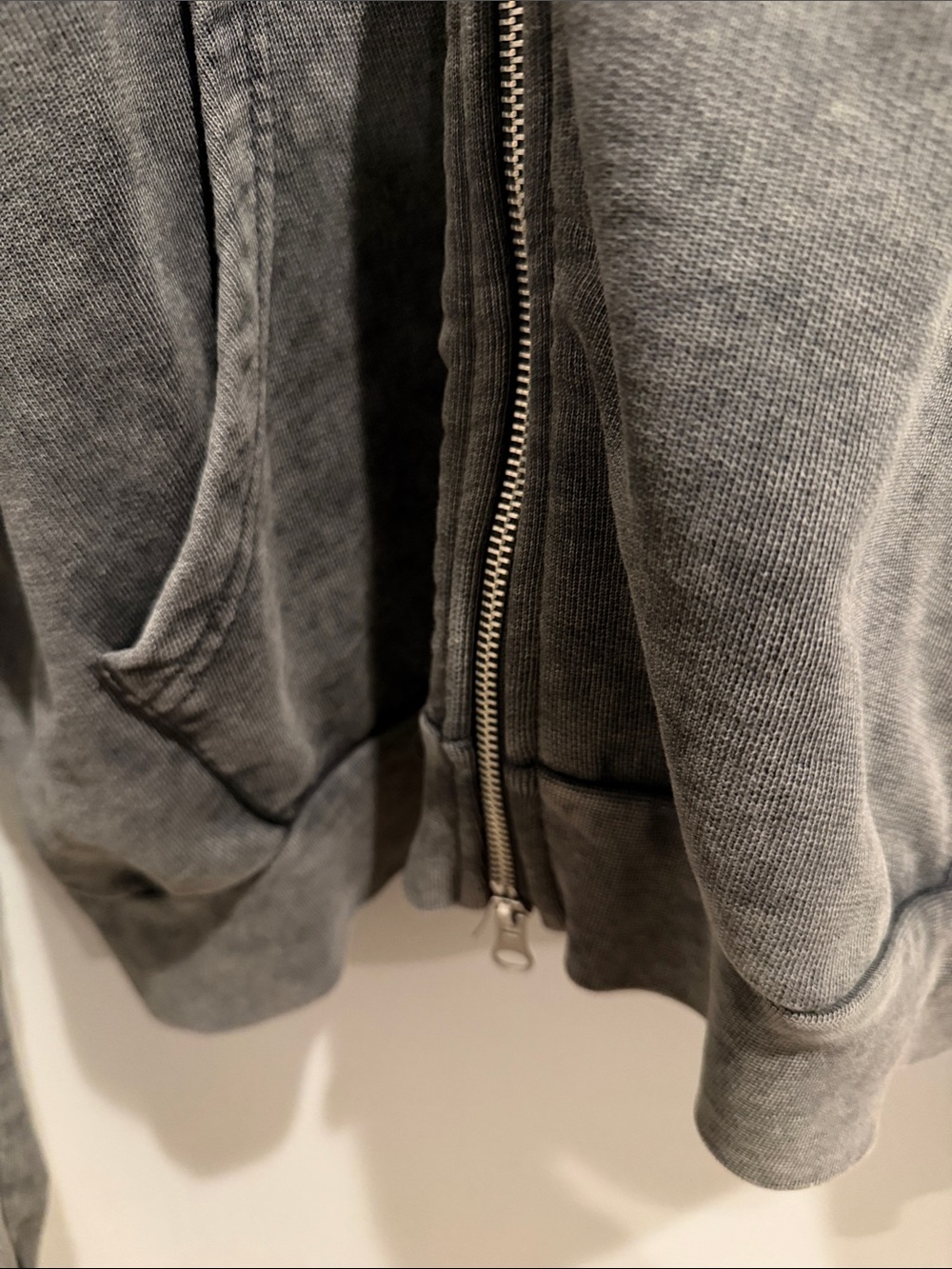 Zara - Picture 3 of 4